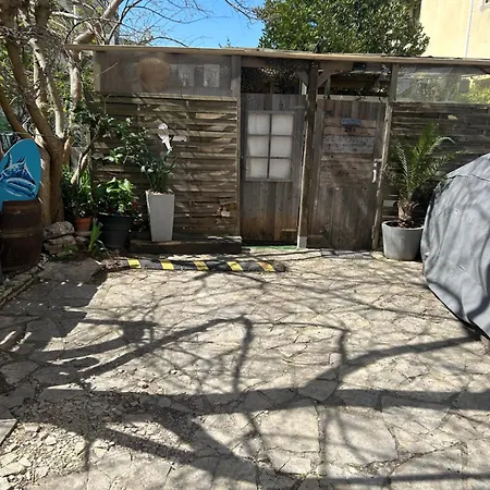 Beautiful With Courtyard, Parking And Optional * Agde