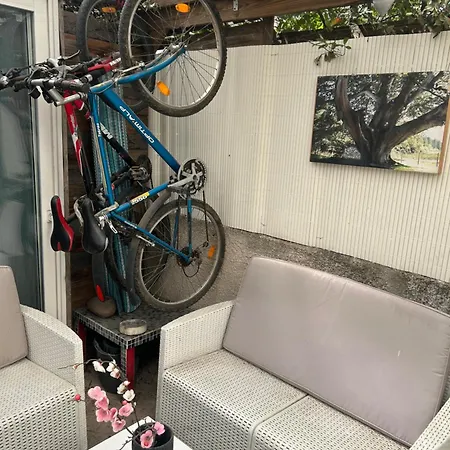 Beautiful With Courtyard, Parking And Optional * Agde